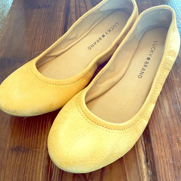 lucky brand yellow flats